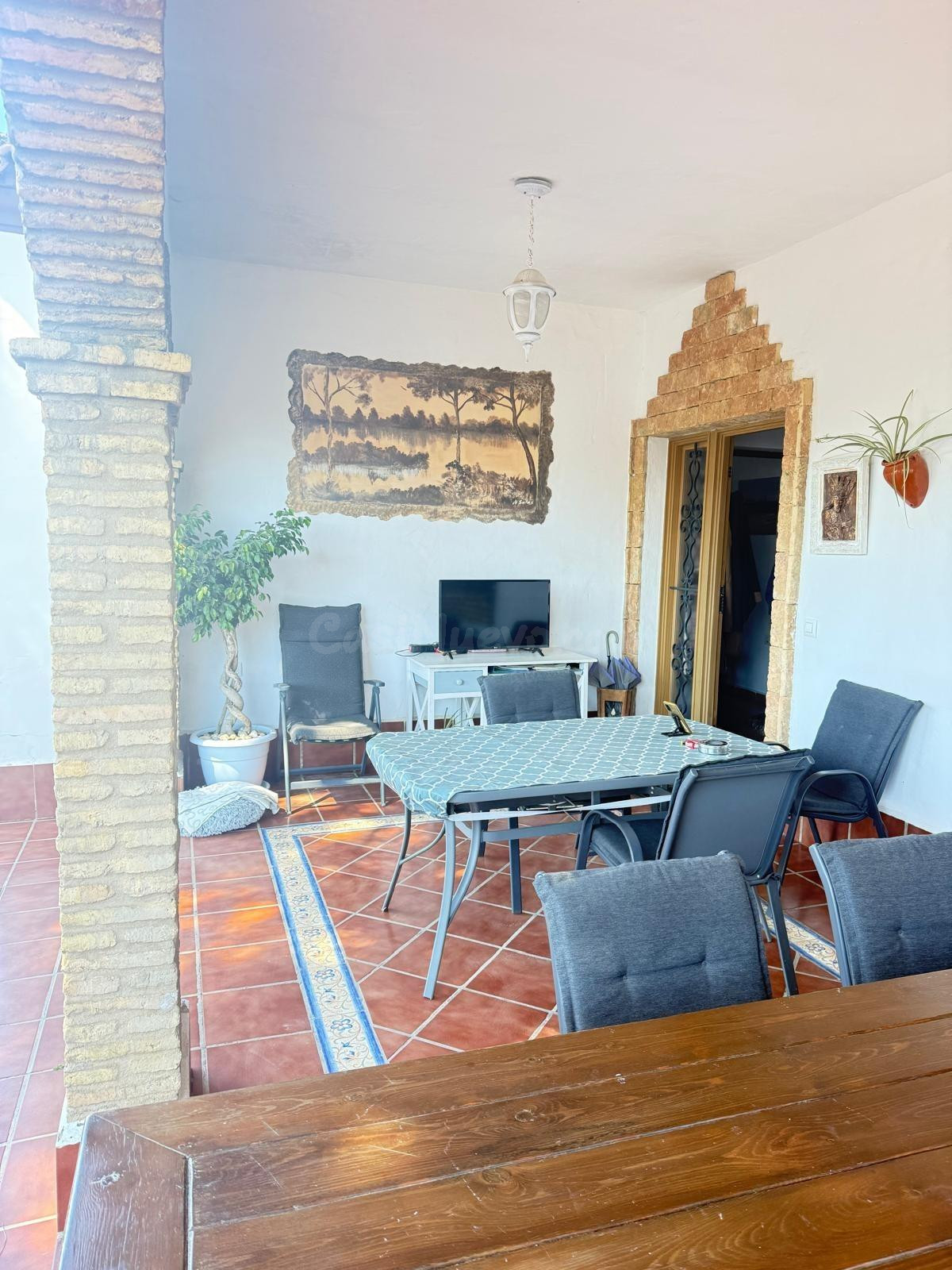 VENTA DE CHALET URBANO CTRA. LA BARROSA - foto 3