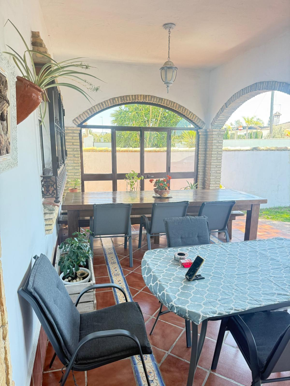 VENTA DE CHALET URBANO CTRA. LA BARROSA - foto 4