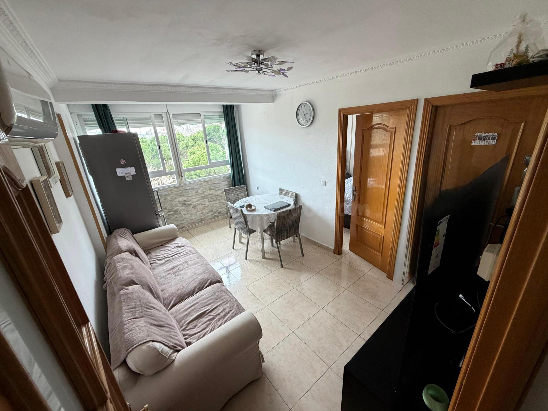 Vivienda con Ascensor y Excelente Conexión de Metro - foto 2