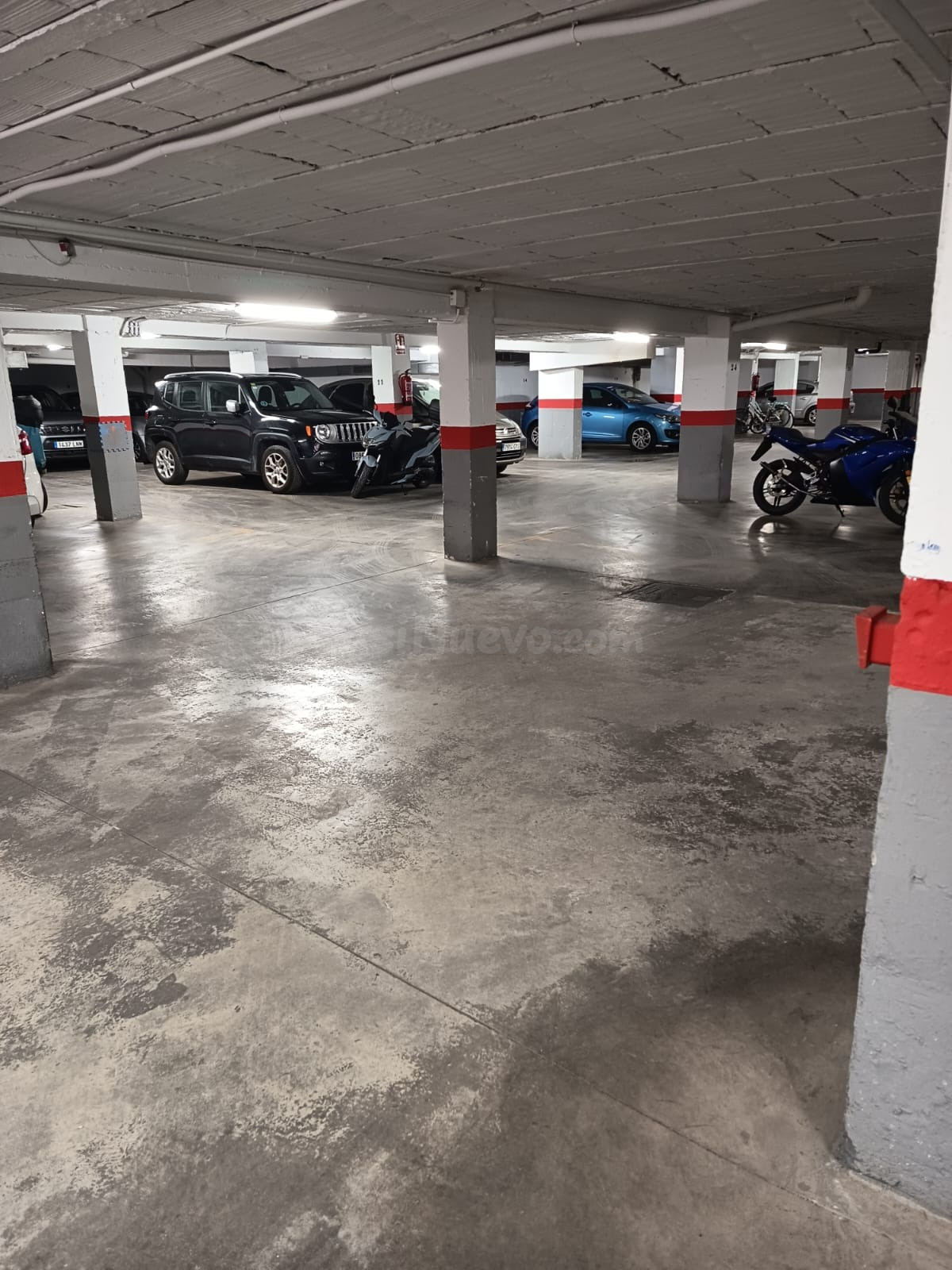 C. Cochera en San Pablo – Comodidad y seguridad en el centro - foto 2