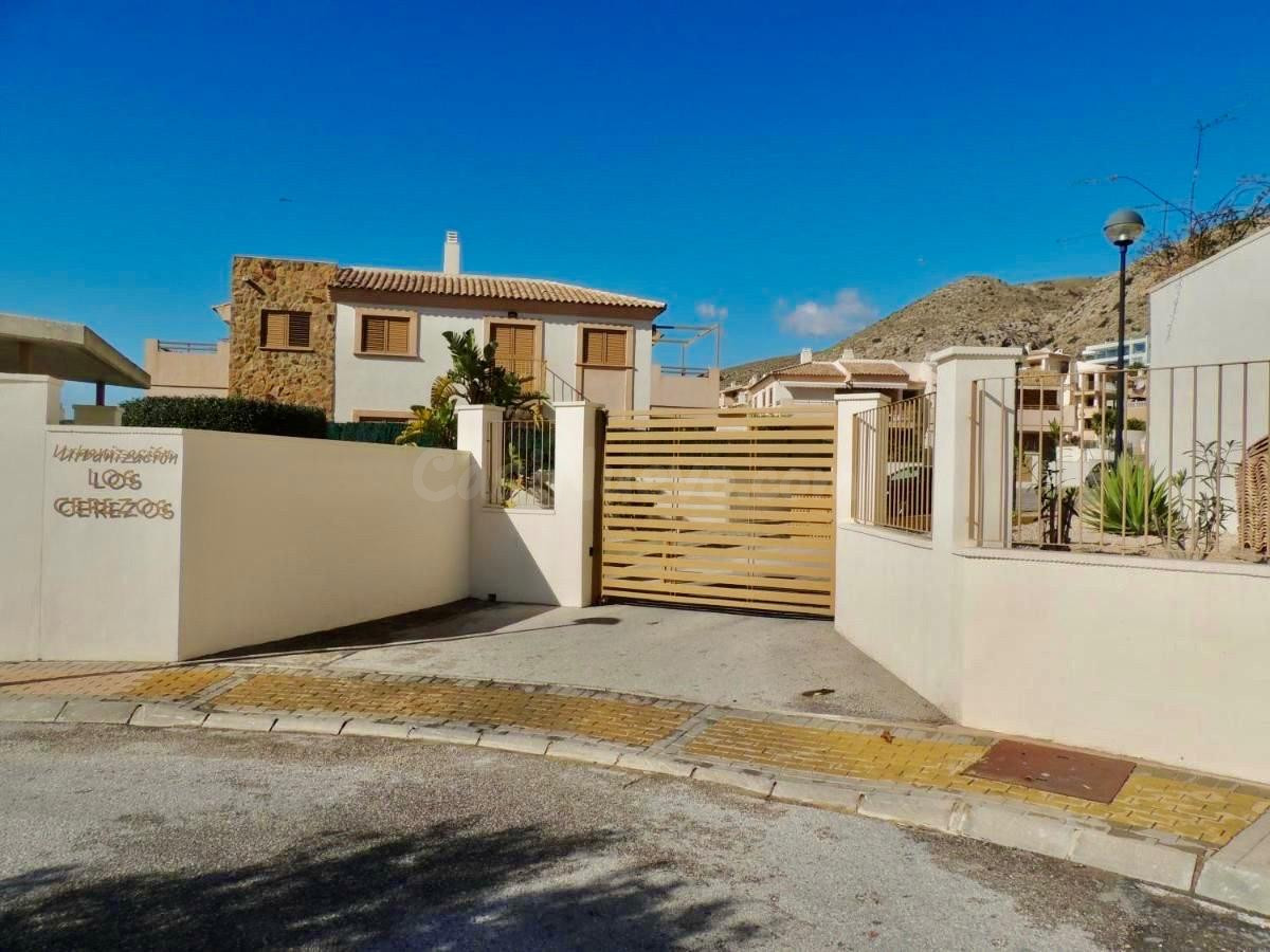 SE VENDE PISO EN GOLF BAHÍA FINESTRAT