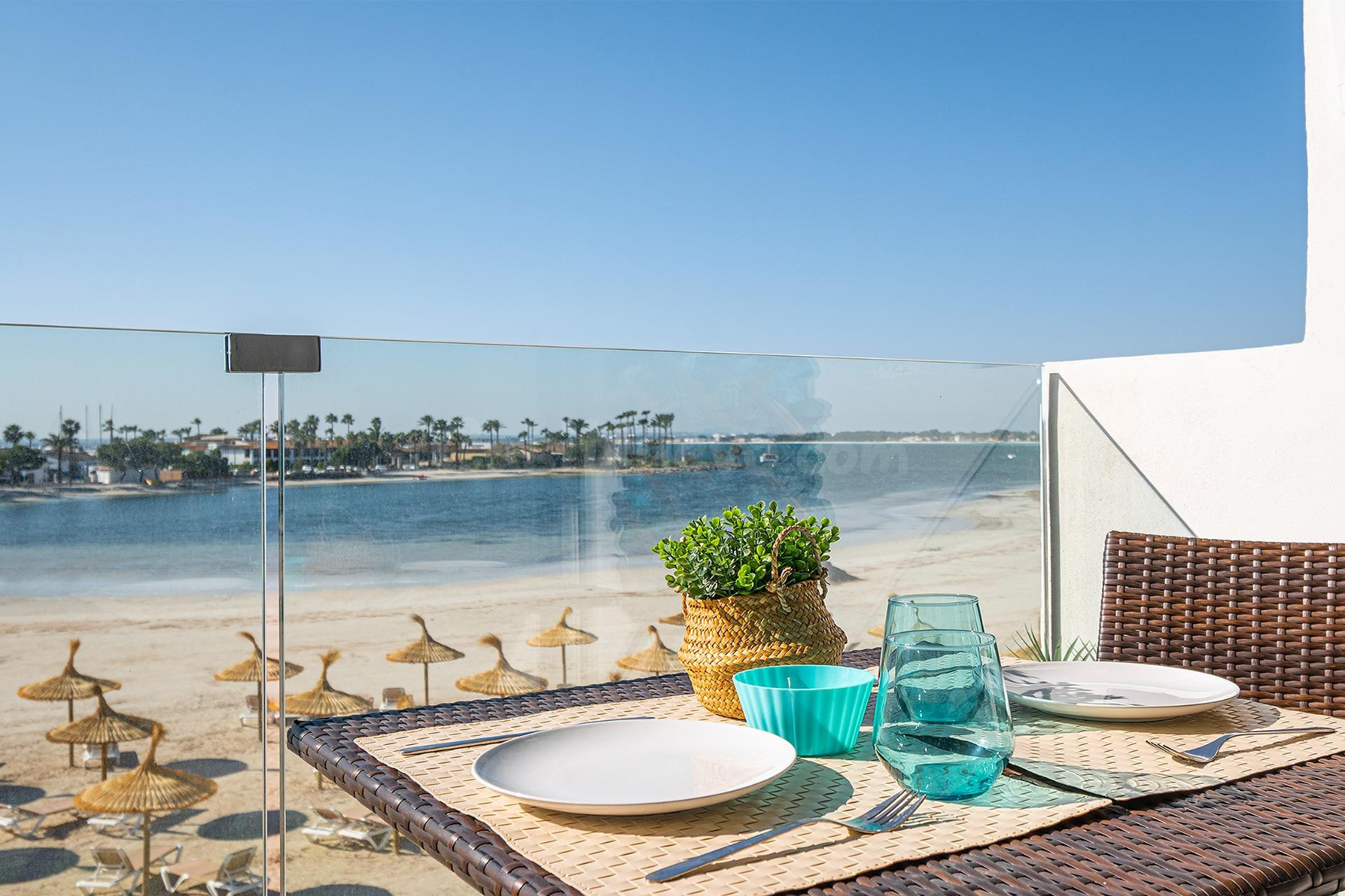 Estudio en primera línea de mar en el Puerto de Alcudia