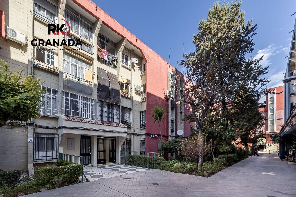 PISO EN CASERÍA DE MONTIJO