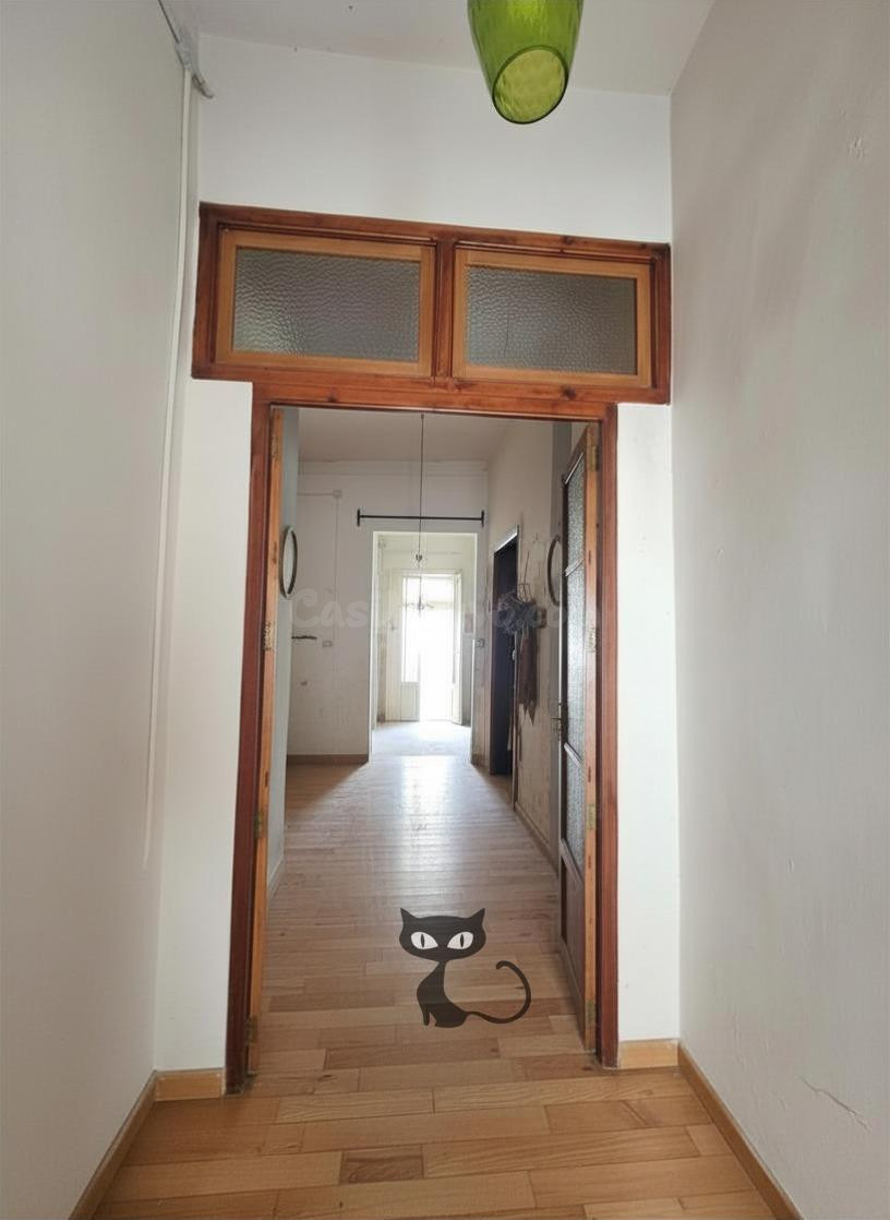 Excelente Casa de Pueblo (124m2) en el Casco Antiguo para Reformar (2 Escrituras)!!! - foto 2