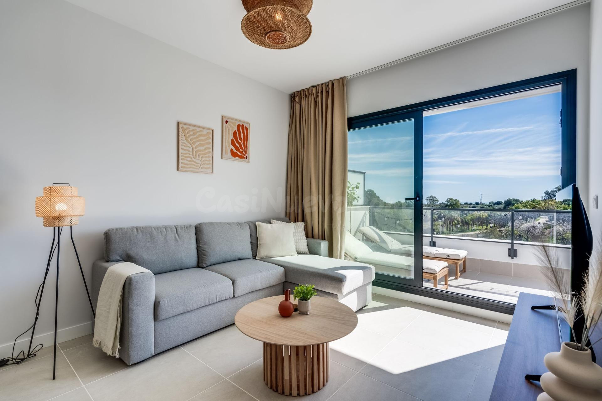 Contemporáneo apartamento de un dormitorio en Aranya, Selwo.