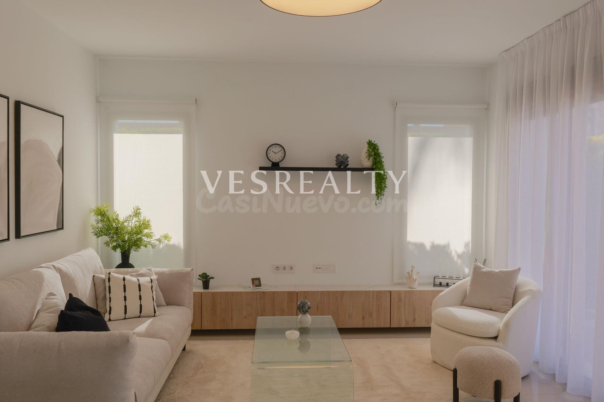 Villa de lujo lista para entrar a vivir con piscina en Playa - foto 4