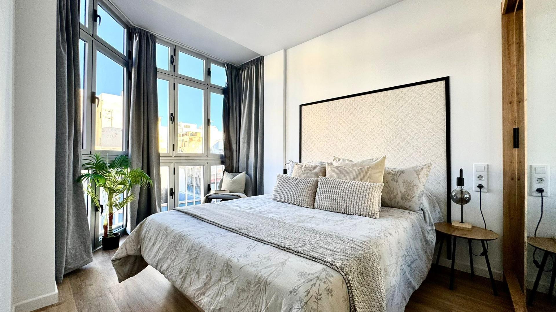 Apartamento reformado y a estrenar a escasos metros del mar - listo para entrar a vivir
