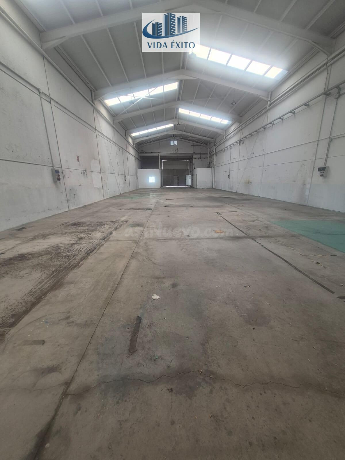 NAVE ALQUILER EN BULEVAR - foto 3