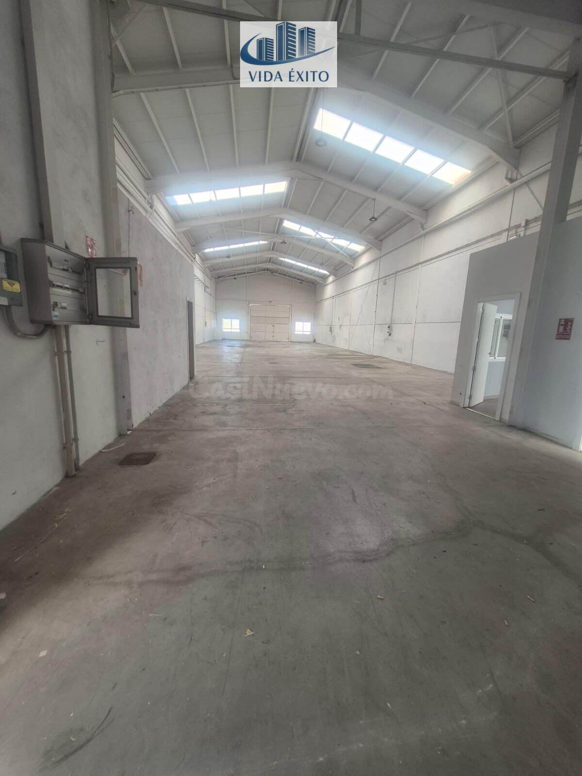 NAVE ALQUILER EN BULEVAR - foto 4