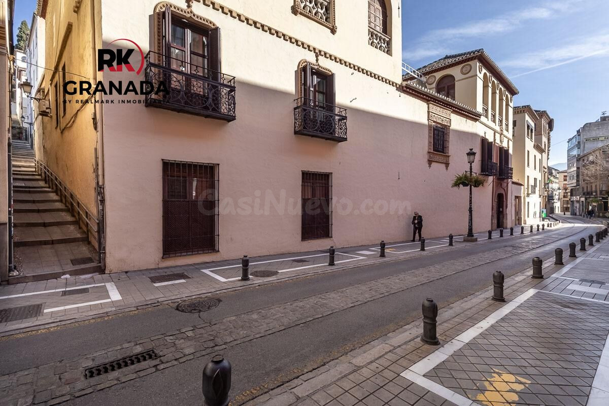 Vivienda en pleno centro de Granada, junto a Isabel la Catól
