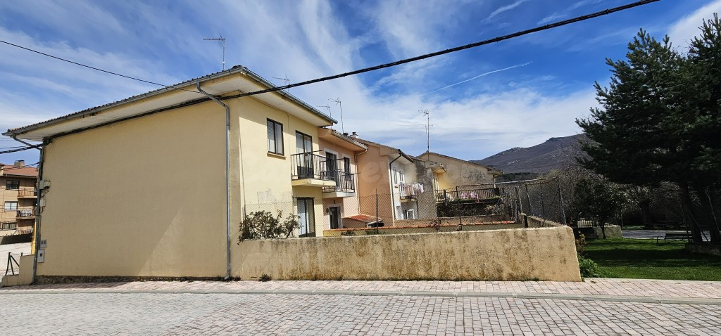 Casa-Chalet en Venta en Riaza Segovia - foto 2