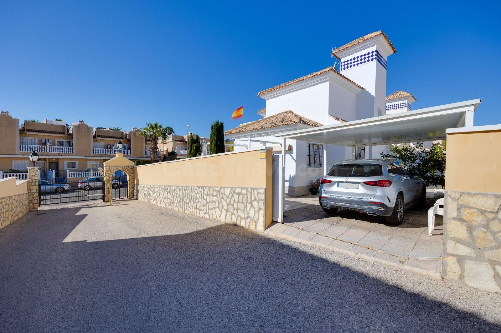 Villa independiente en venta en Las Filipinas, Orihuela Costa - foto 3