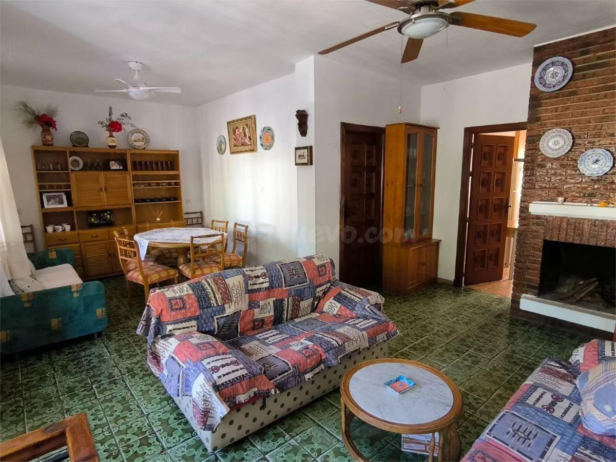 Casa adosada en venta en Campoamor, a 150 m de la playa – Or - foto 4