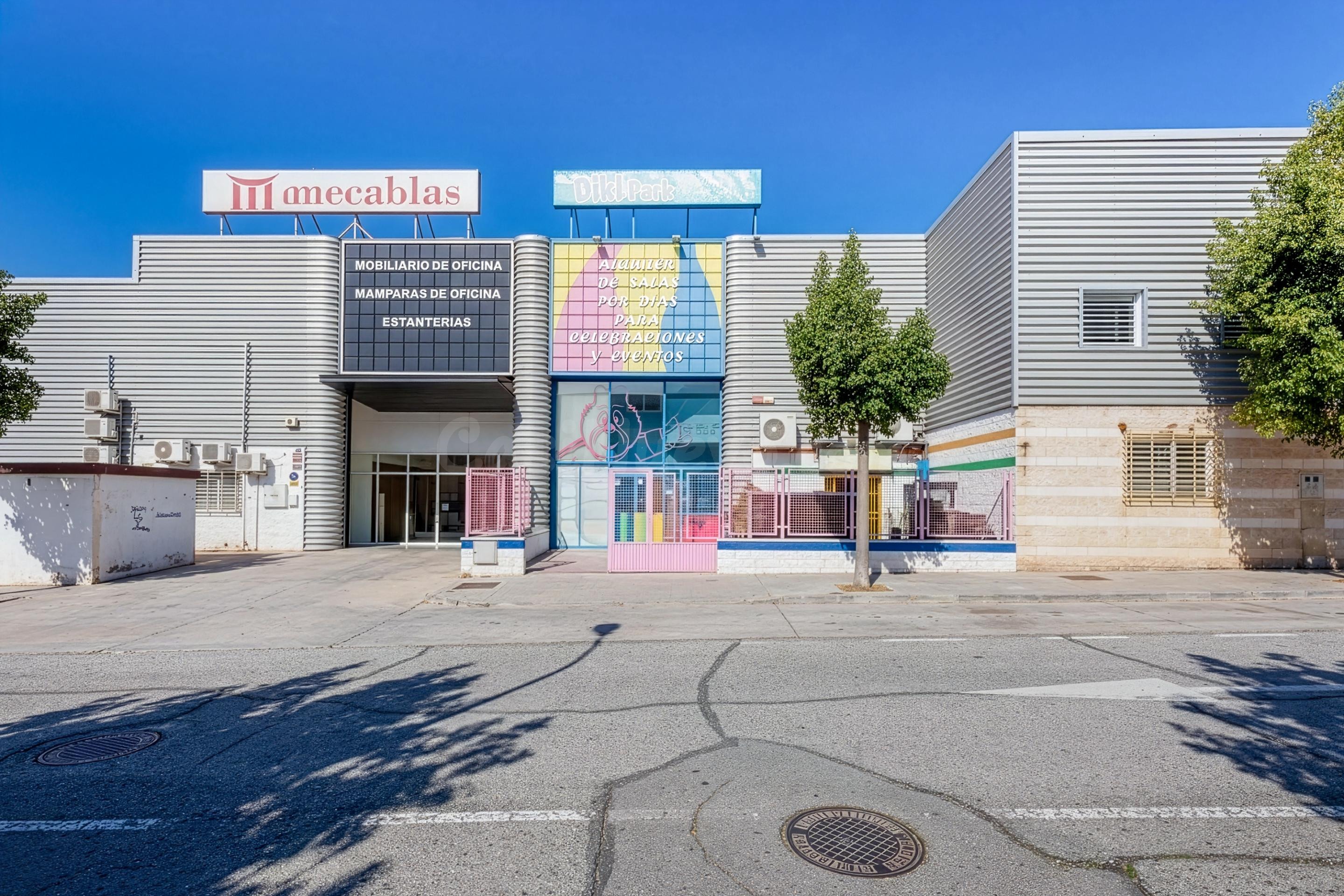 NAVE INDUSTRIAL EN VENTA CON NEGOCIO EN FUNCIONAMIENTO – PAR - foto 2