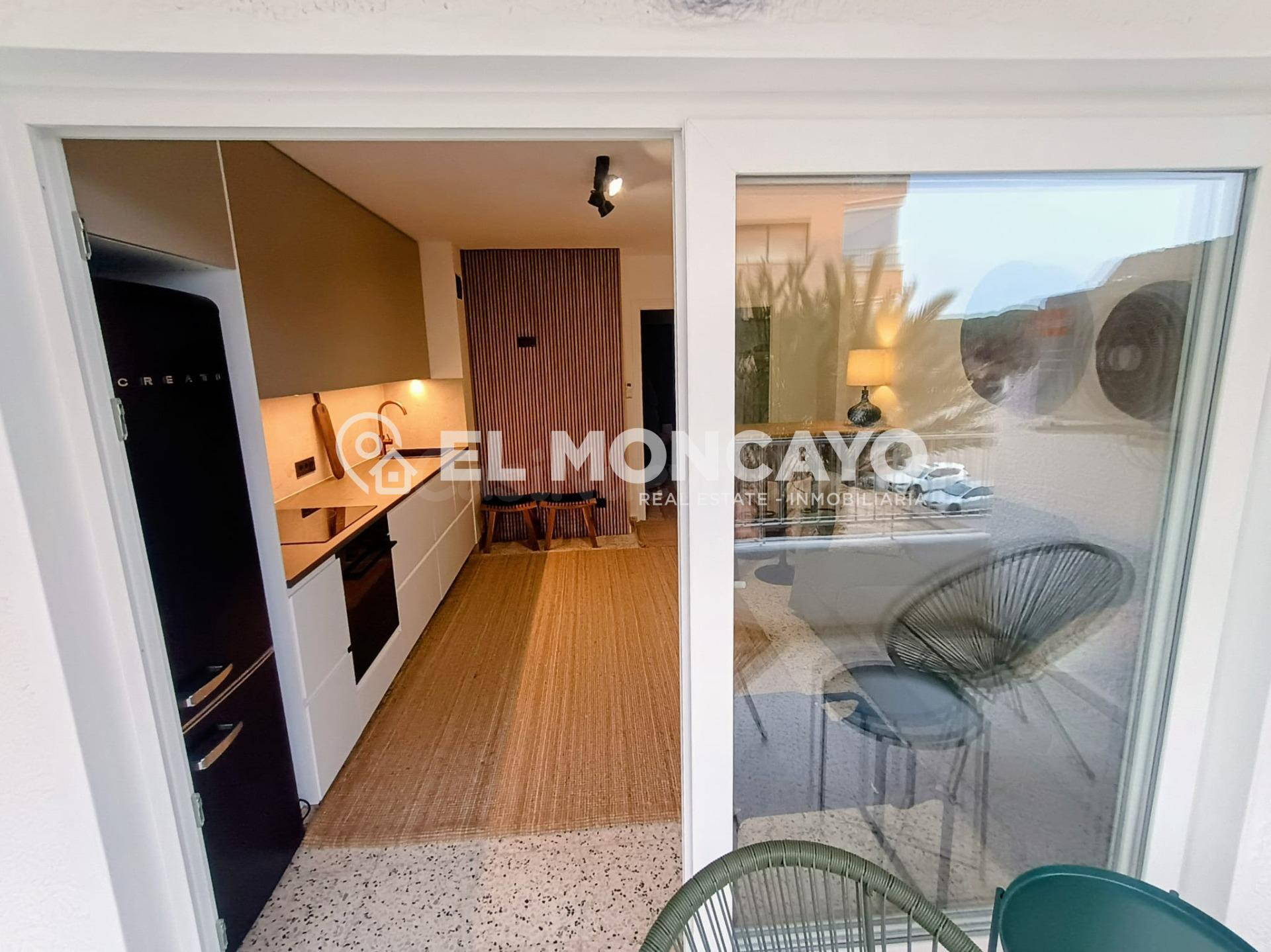 Fantástico apartamento junto a la Playa de Les ortigues en U - foto 2