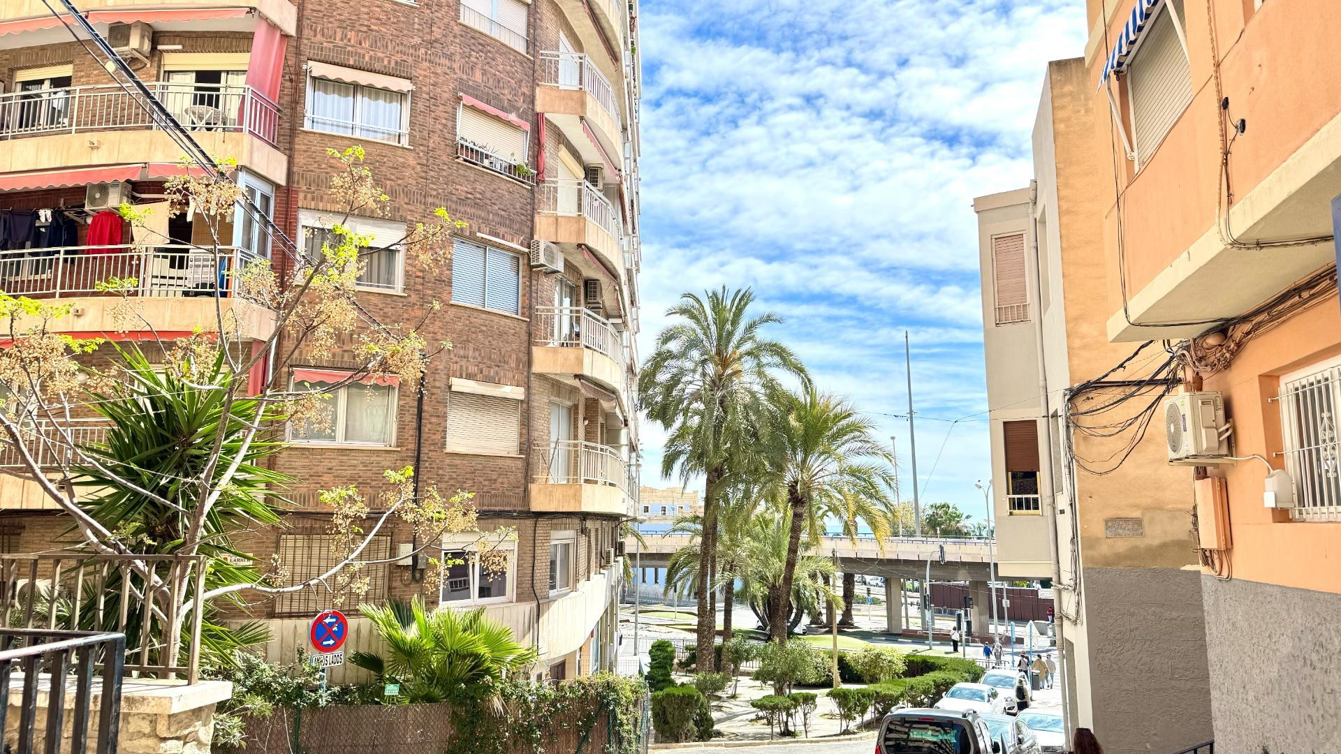 Piso completamente renovado a dos pasos de la playa del Post