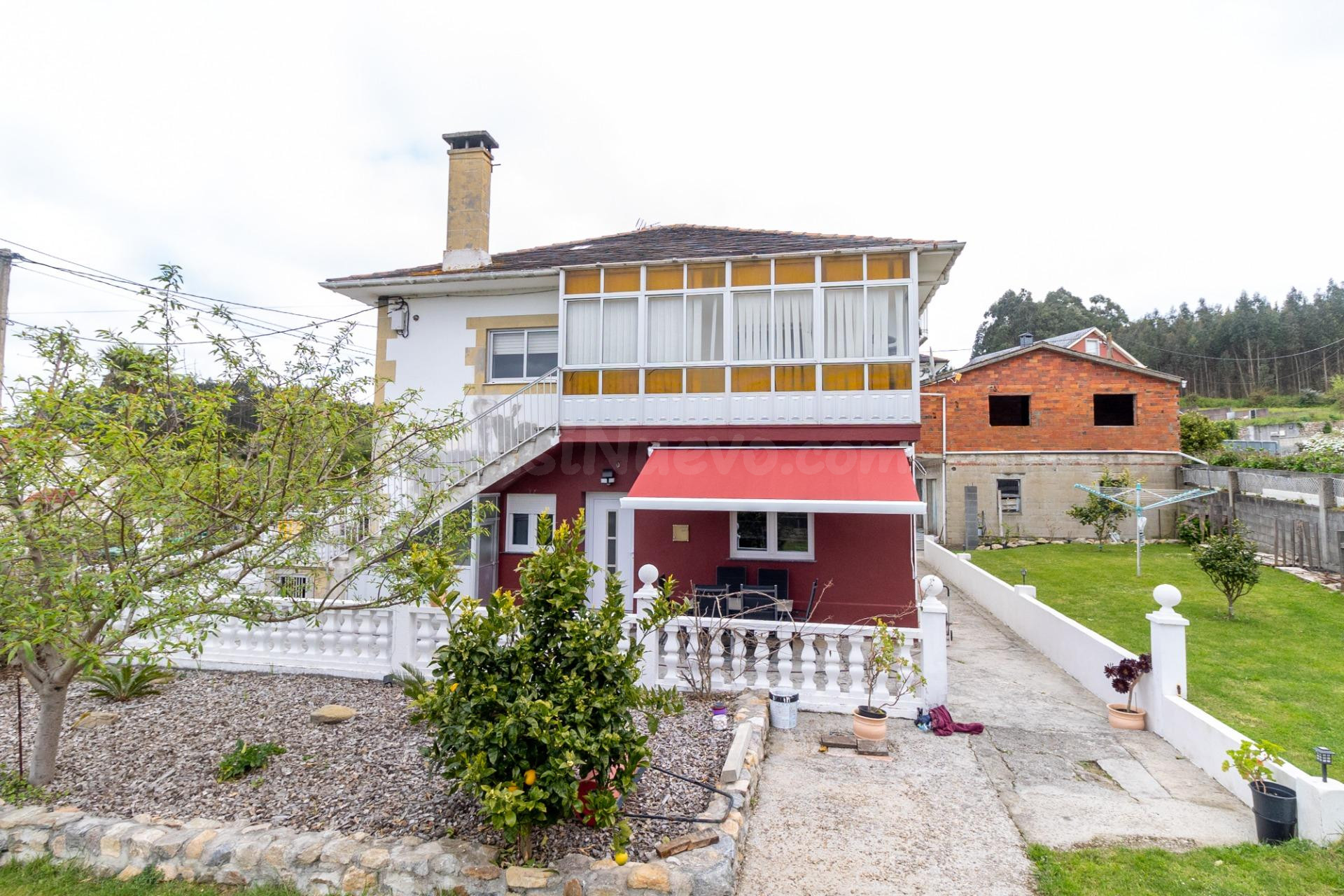 A 100 METROS DE LA PLAYA, CASA INDEPENDIENTE CON FINCA Y GRAN POTENCIAL EN Portocelo - foto 4
