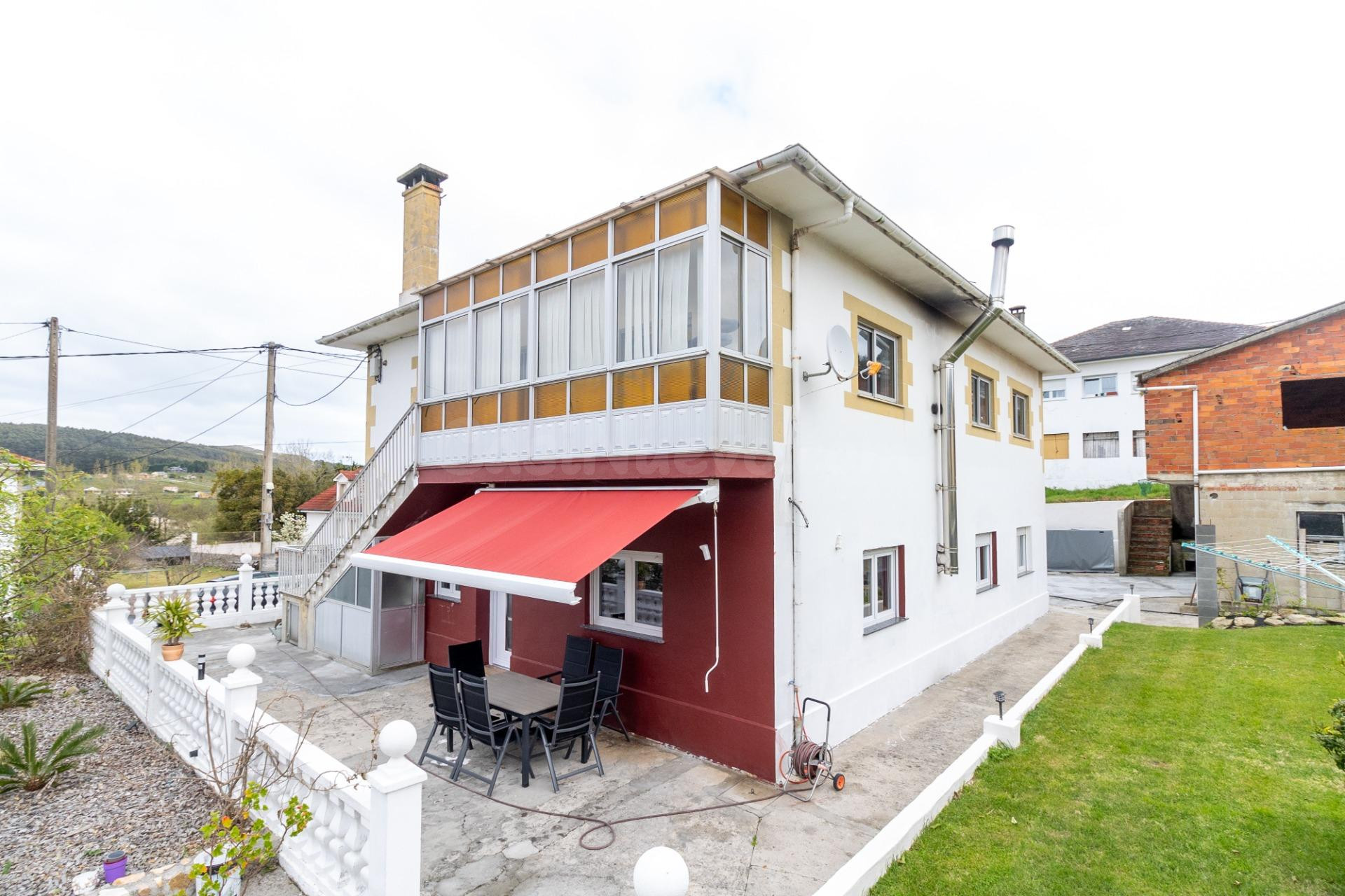 A 100 METROS DE LA PLAYA, CASA INDEPENDIENTE CON FINCA Y GRAN POTENCIAL EN Portocelo - foto 5