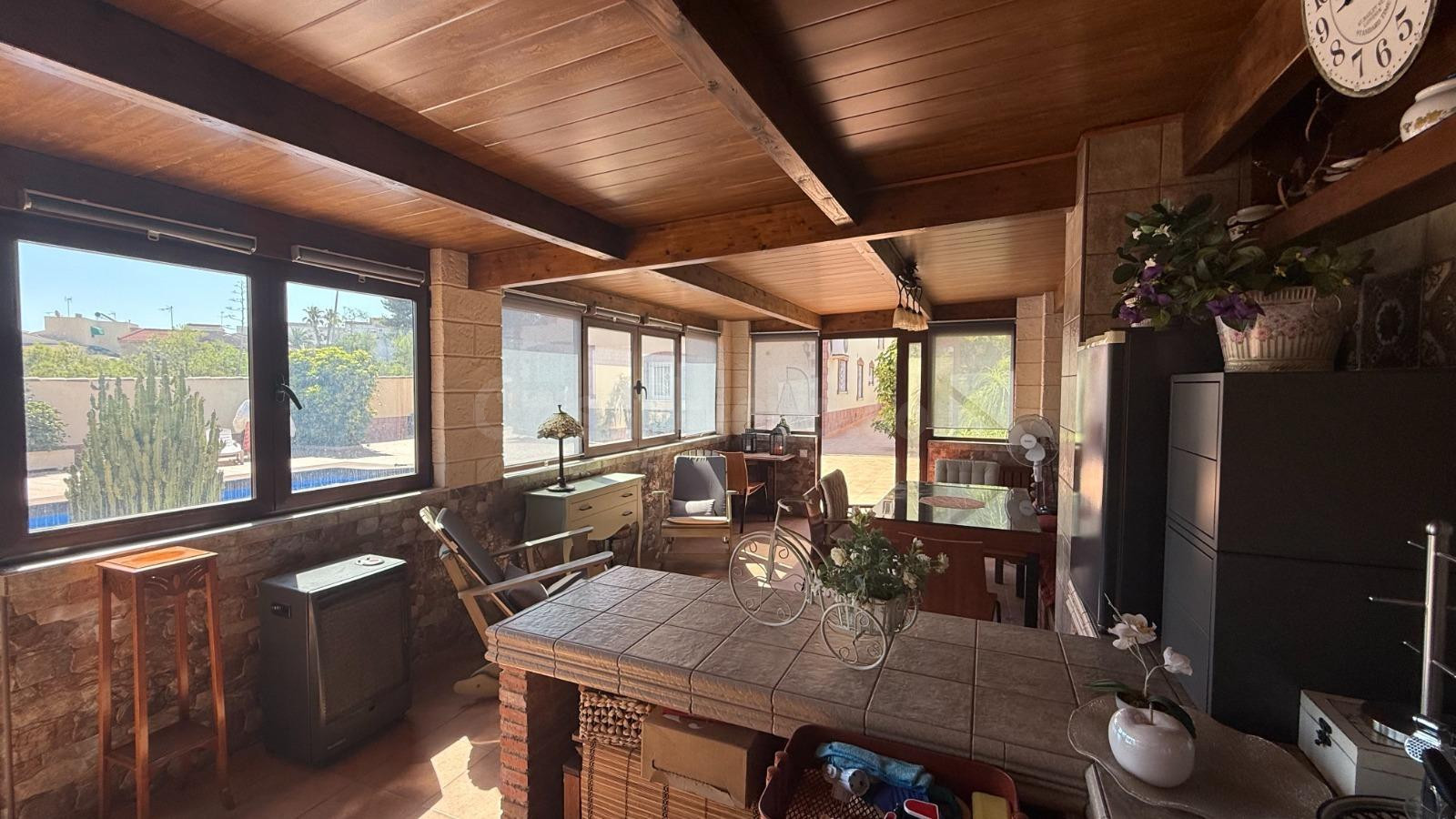 Villa reformada con piscina privada, Alicante, Torrevieja, L - foto 4