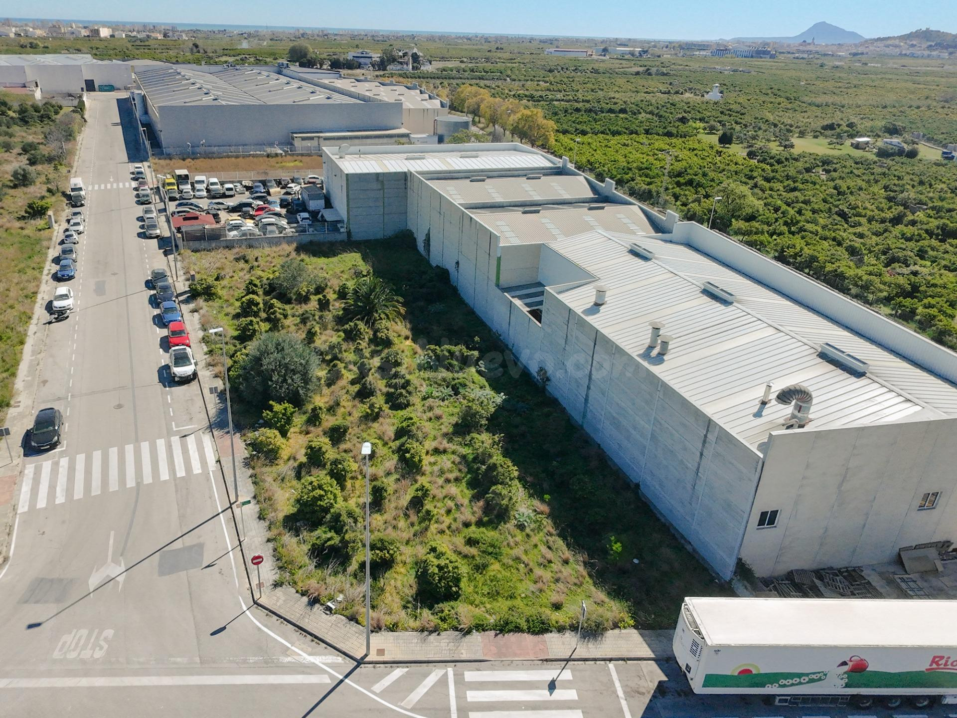 Suelo industrial en La Alqueria de la Comtessa – Excelente u - foto 4