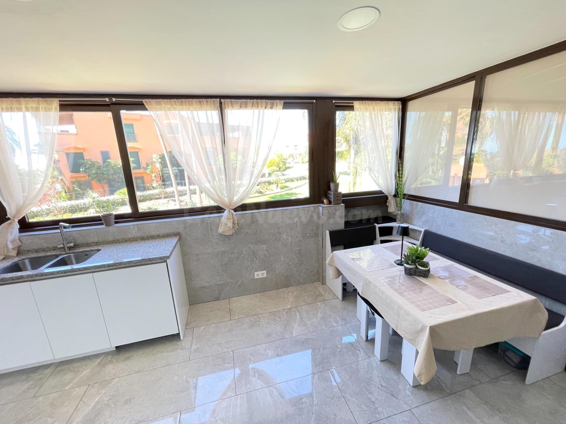 Elegante vivienda totalmente reformada en Urb. La Cañada, li - foto 4