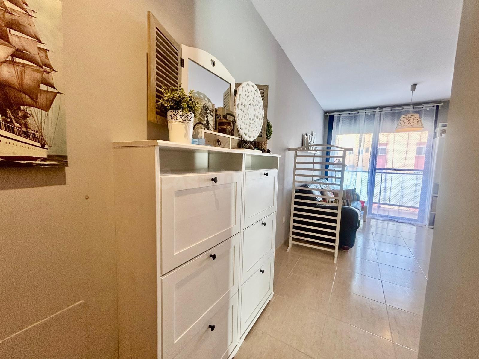 Tu nuevo hogar: 3 habitaciones, 2 baños y mucha luz - foto 2