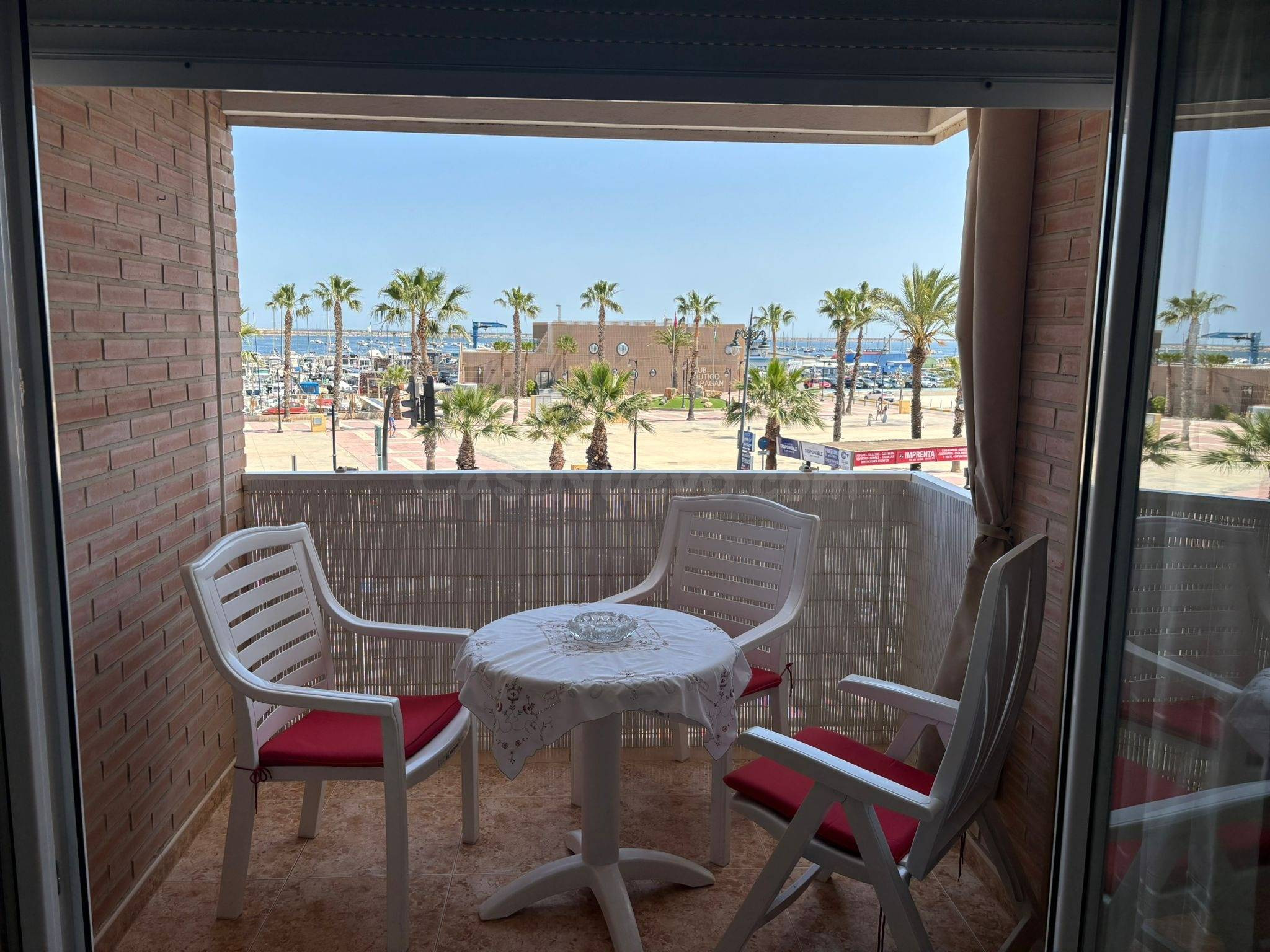 Apartamento primera linea de playa en San Pedro del Pinatar - foto 4