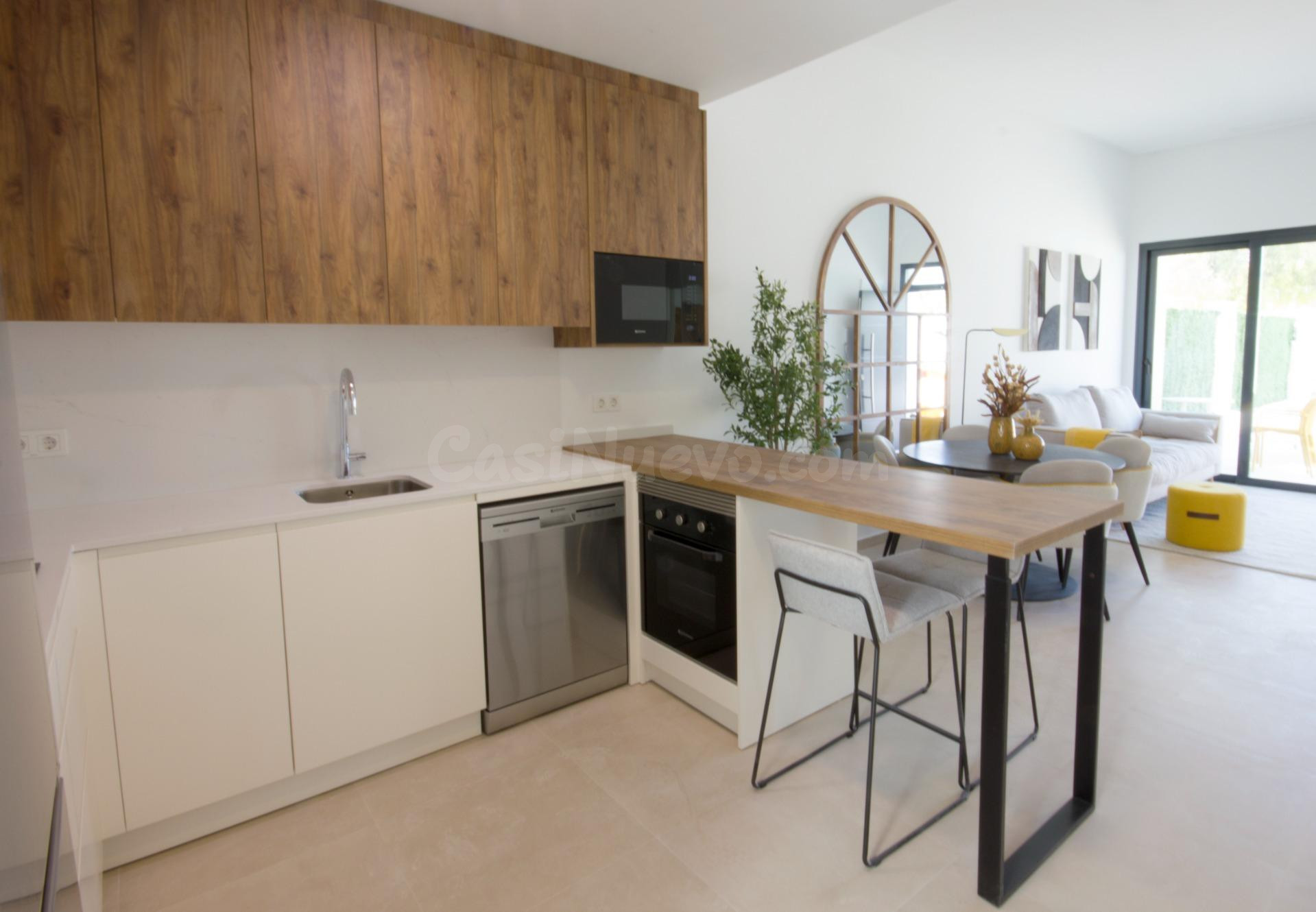 Bungalow en planta baja con jardín en San Fulgencio - foto 3
