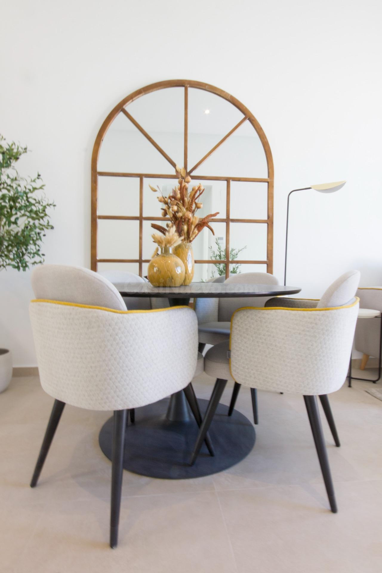 Bungalow en planta baja con jardín en San Fulgencio - foto 4