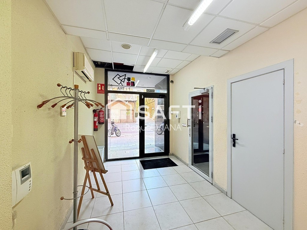Edificio con potencial de cambio de uso a vivienda