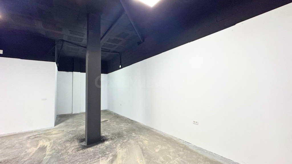 LOCAL COMERCIAL EN VENTA EN EL CENTRO DE NOVELDA – 256 m² RE - foto 5