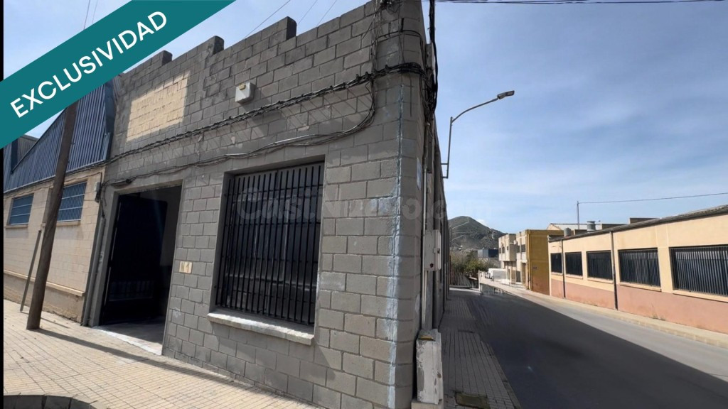 Oportunidad nave industrial en Elda