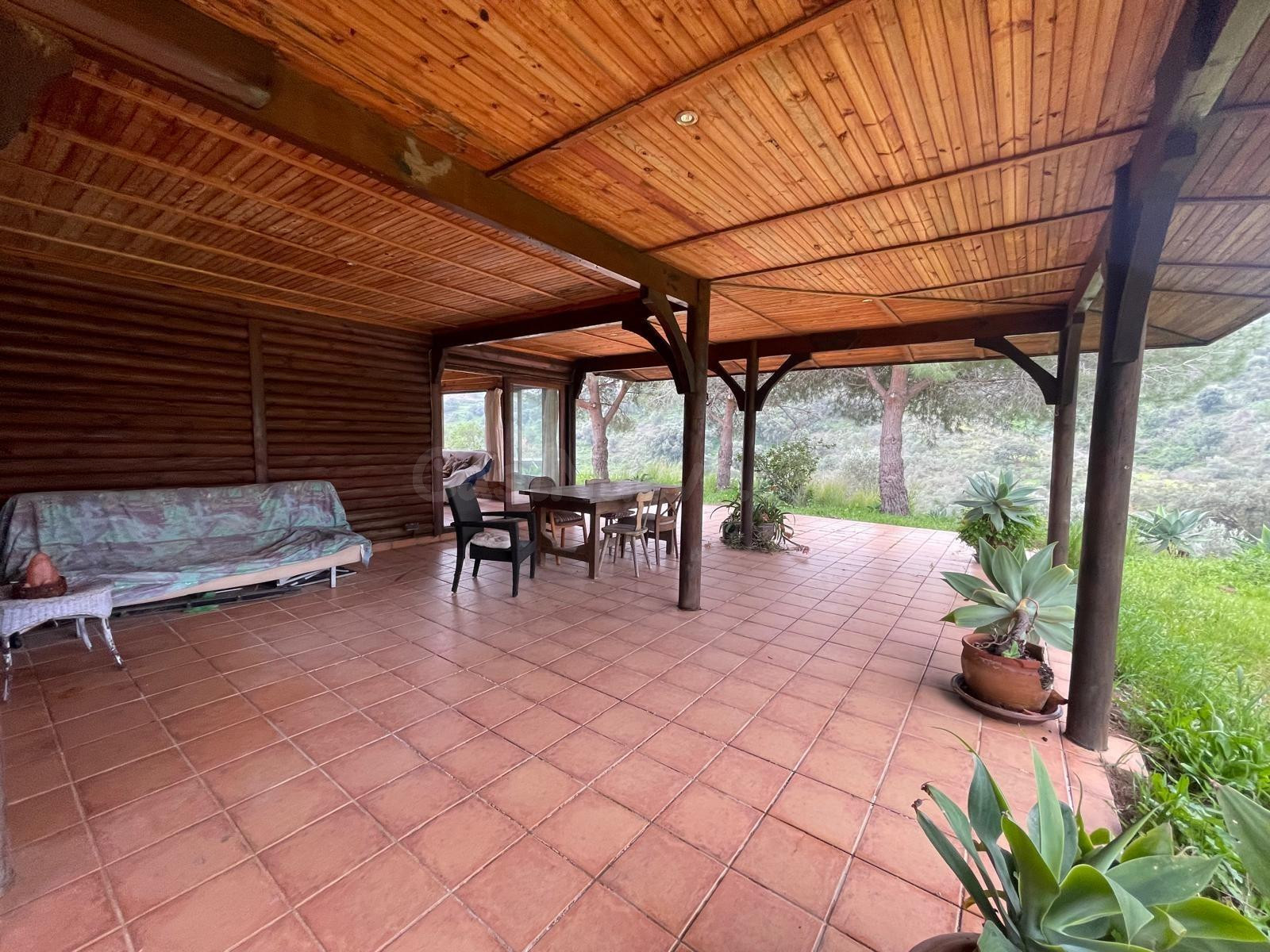Finca con establos y pista de equitación en paraje natural . - foto 3