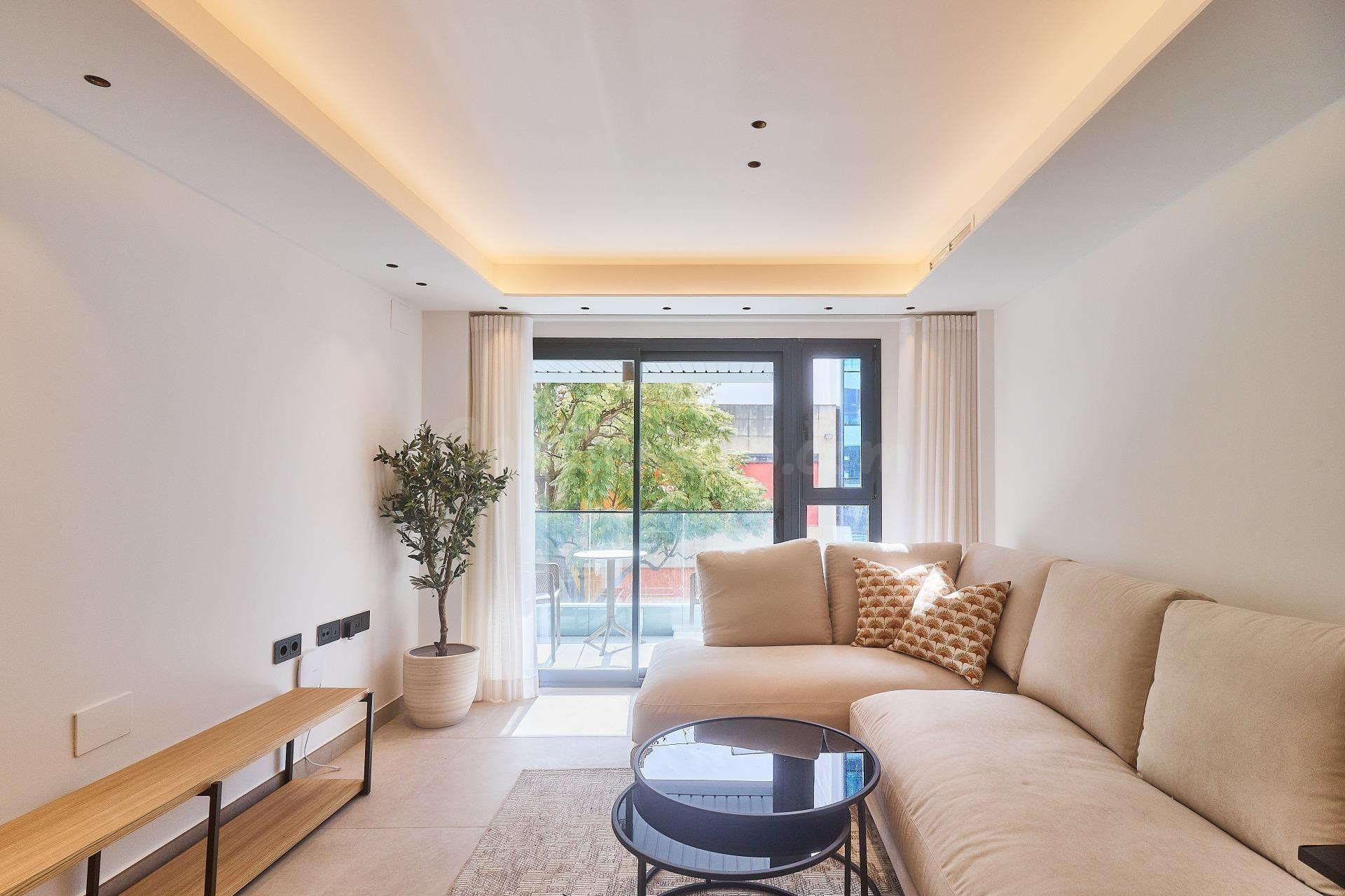 Apartamento 355.000€  a 300 metros de la playa. 3 habitaciones 2 baños