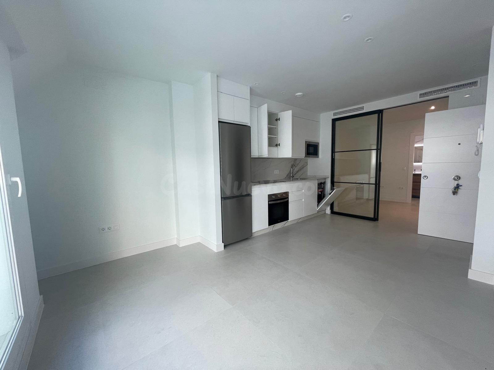 Apartamento de 2 habitaciones 2 baños a metros de la playa - foto 2