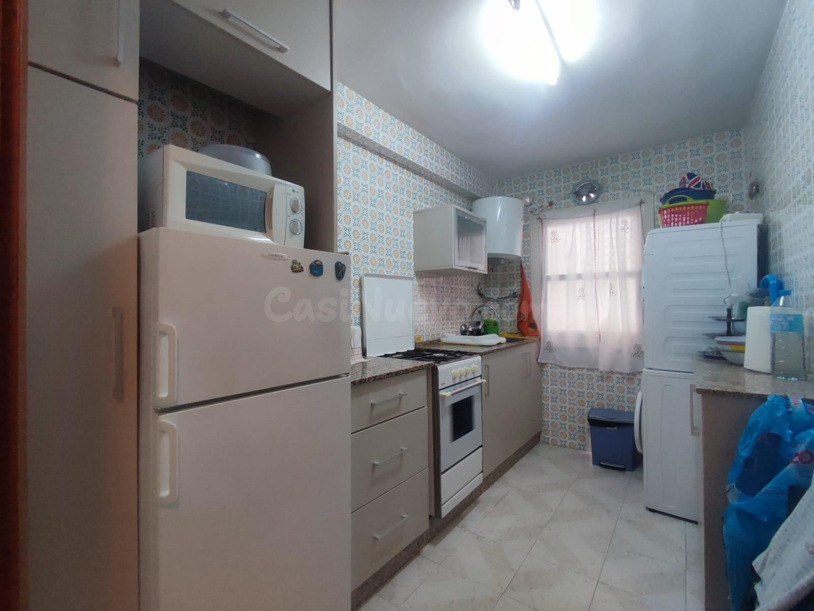 Amplio apartamento al lado del mar en Guardamar del Segura-A - foto 3