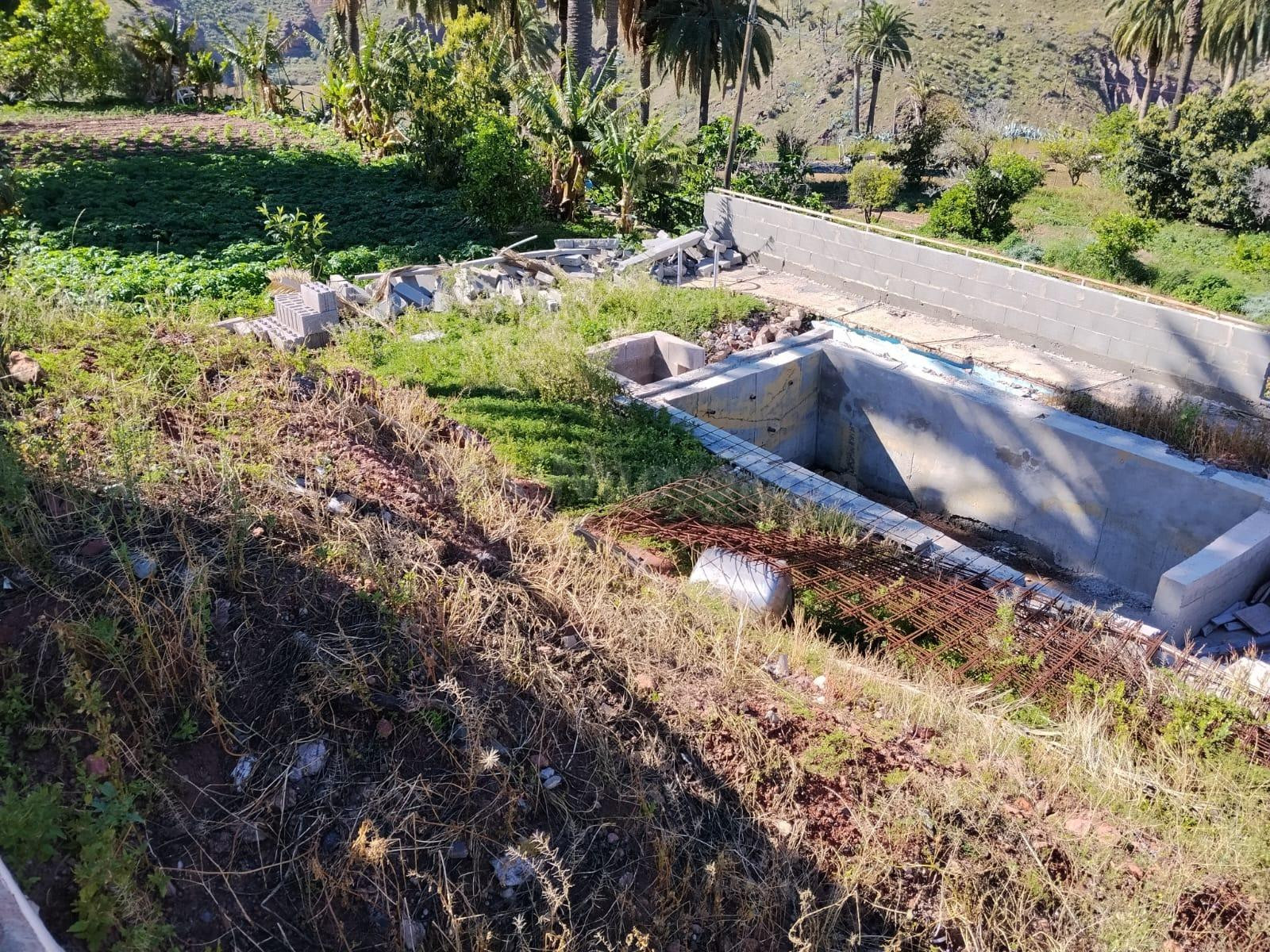 Finca con vivienda de 2 dormitorios, piscina privada y gran  - foto 4
