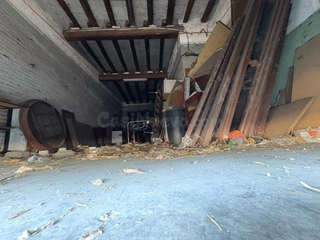 INMUEBLE SIN POSESIÓN – Local comercial en Lleida - foto 4