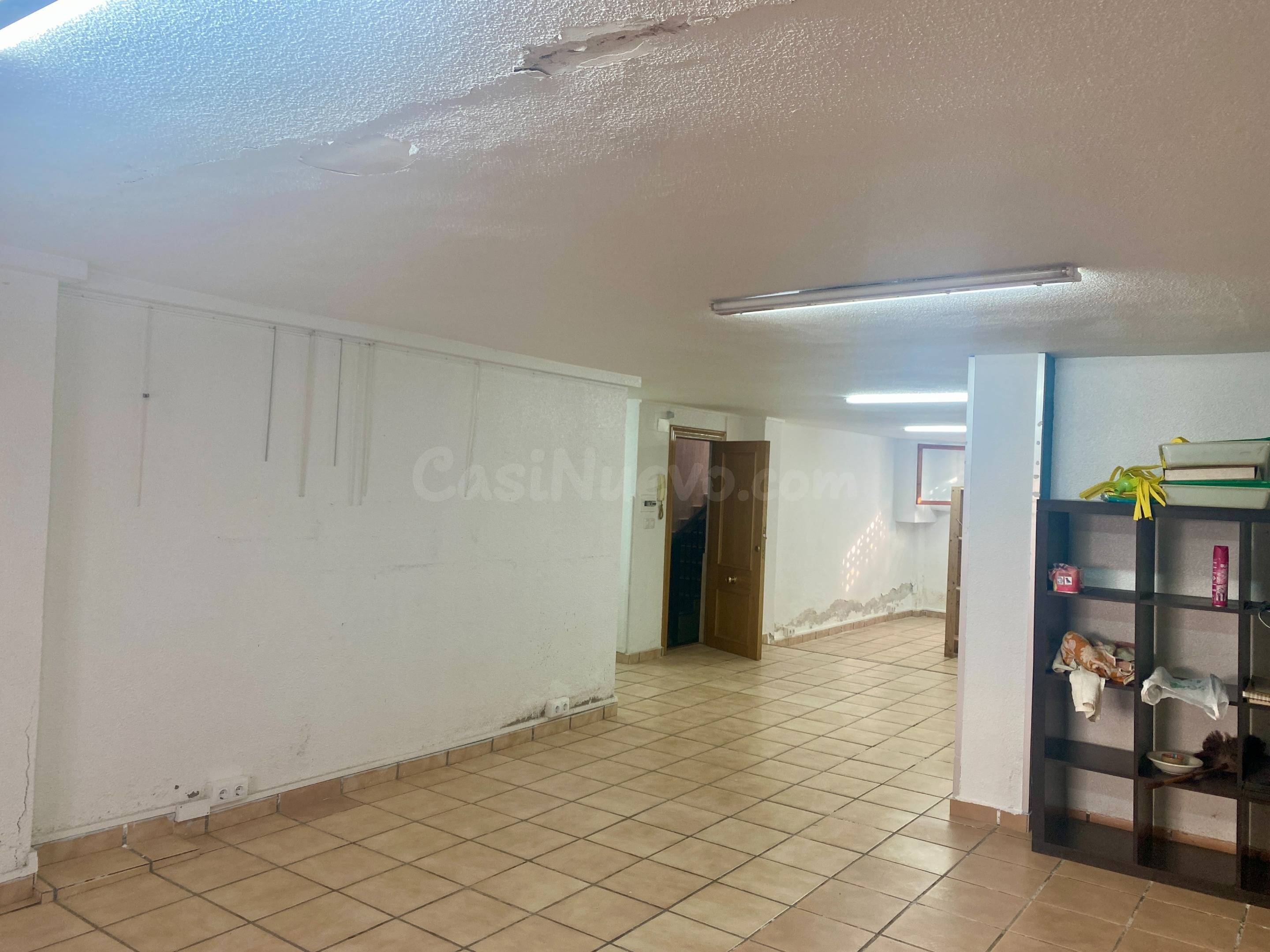 Se Vende un Bajo-Cochera en La Alberca precio  50.000€ - foto 4