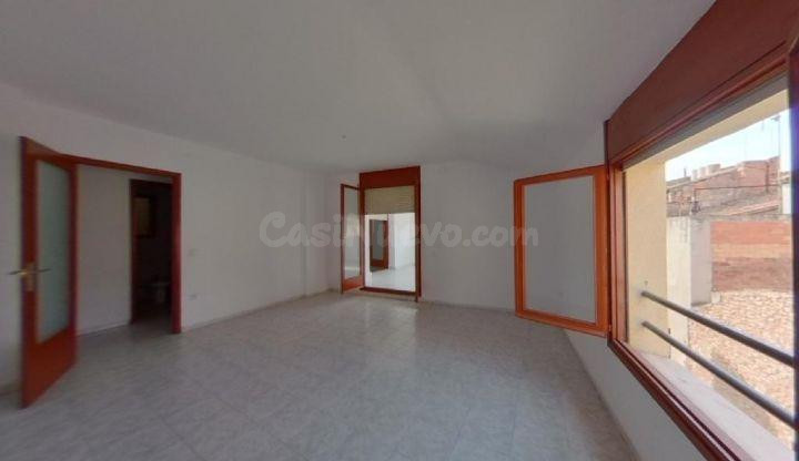 (OCUPADO) PISO EN VENTA EN VALLS