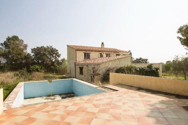 OCUPADO -  Casa / Chalet independiente en venta en Carretera