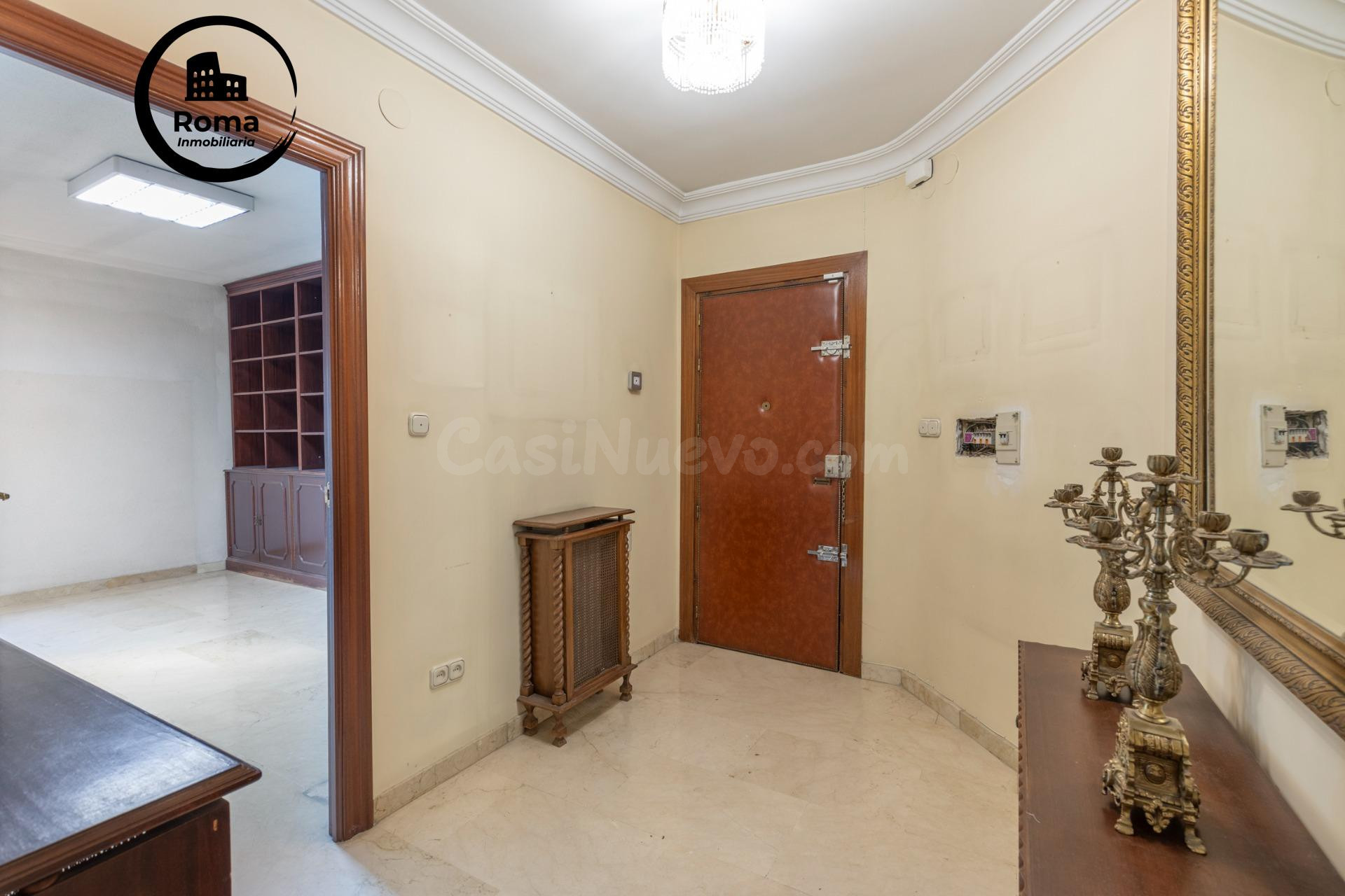 Piso en venta en pleno centro de Granada – Planta alta, gara - foto 2