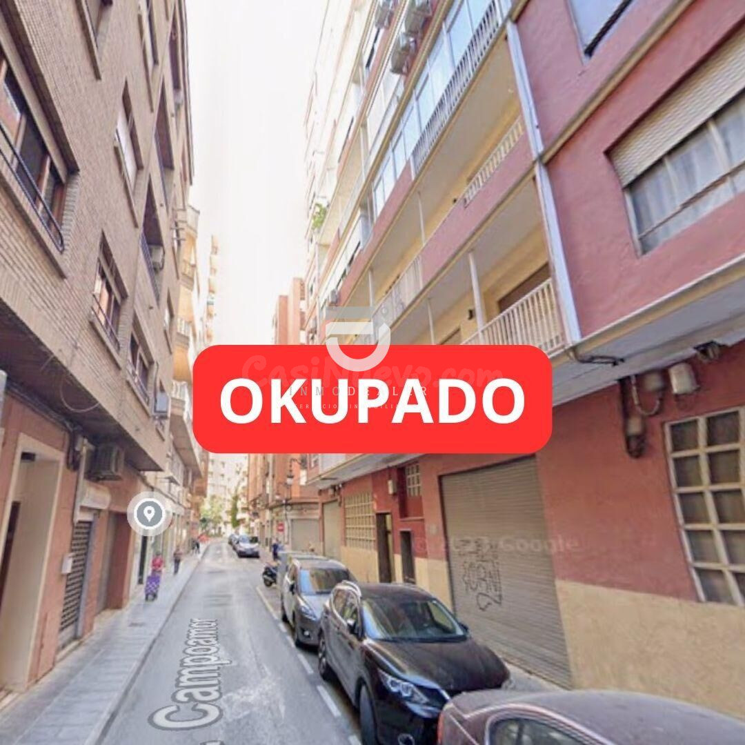 Piso okupado en Orihuela