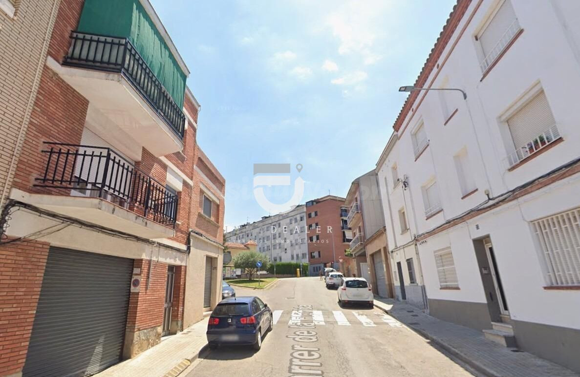 Piso okupado en Manresa (Barcelona) - foto 5