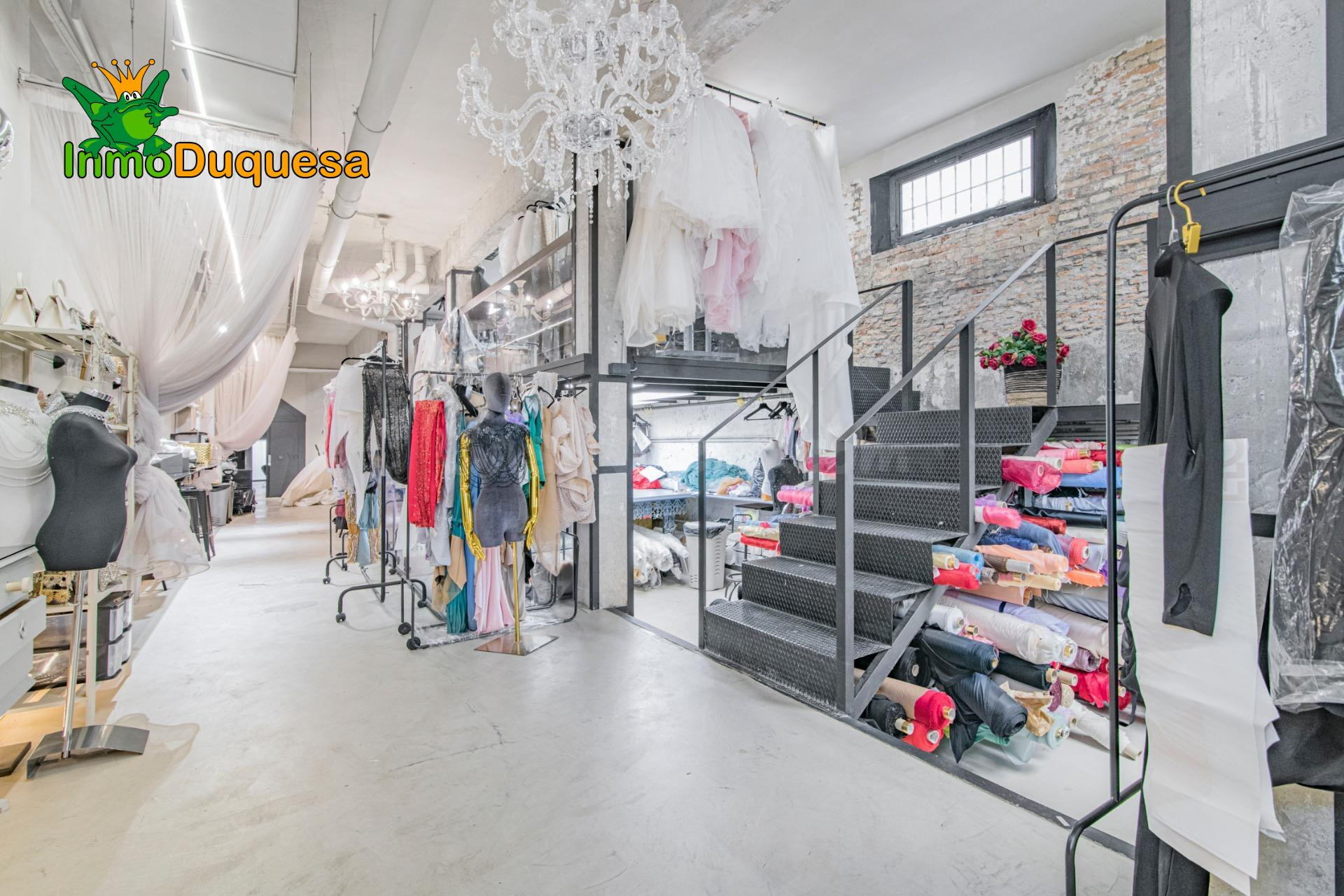 LOCAL COMERCIAL - Reformado - en el corazón de Granada. (Pas - foto 4