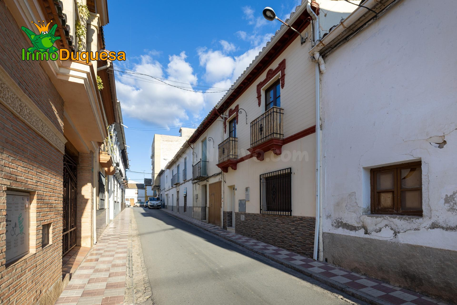 Casa REFORMADA en el centro de ALBOLOTE - foto 4