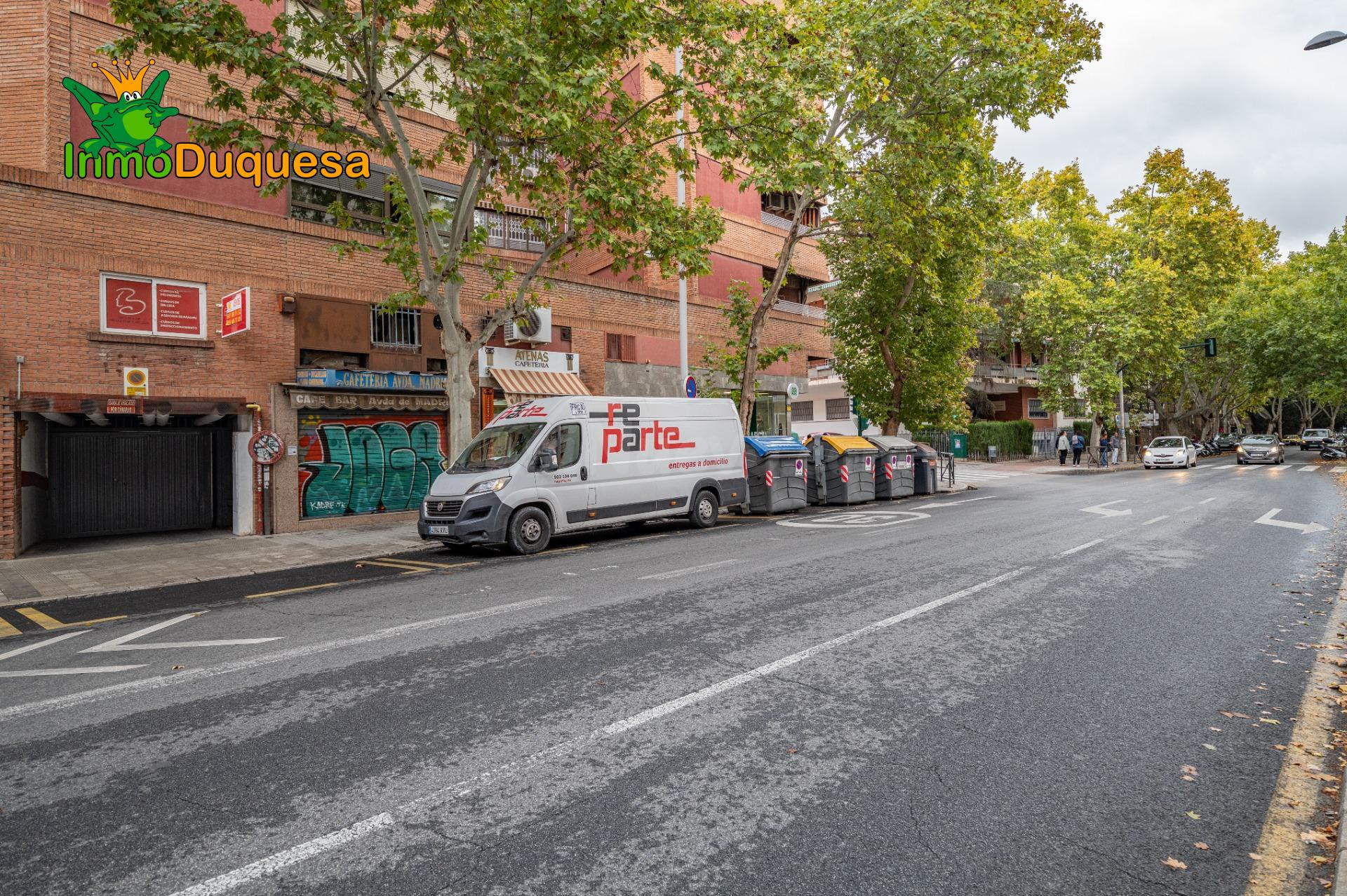 COCHERA cerrada junto a la Avenida Madrid. - foto 5
