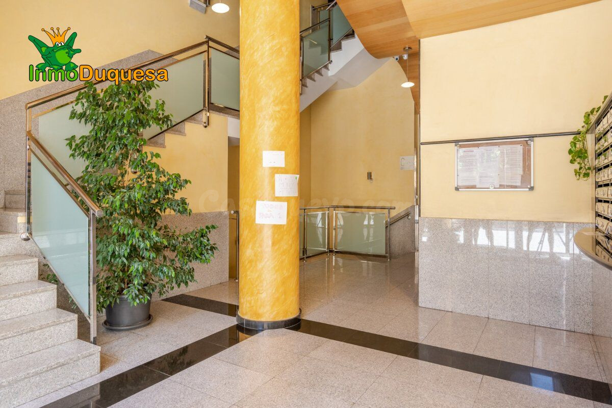 LOTE de 2 plazas de aparcamiento. ZONA FORUM - foto 4