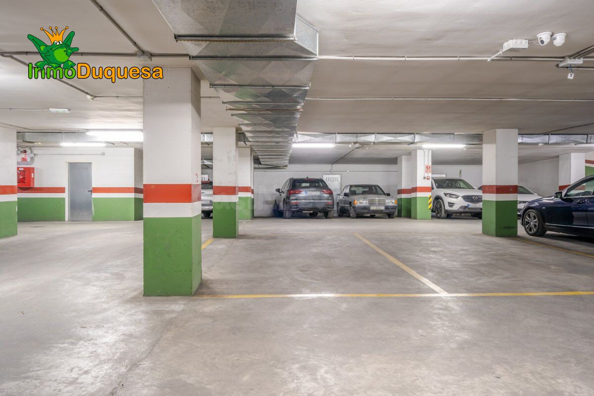 LOTE de 2 plazas de aparcamiento. ZONA FORUM - foto 5