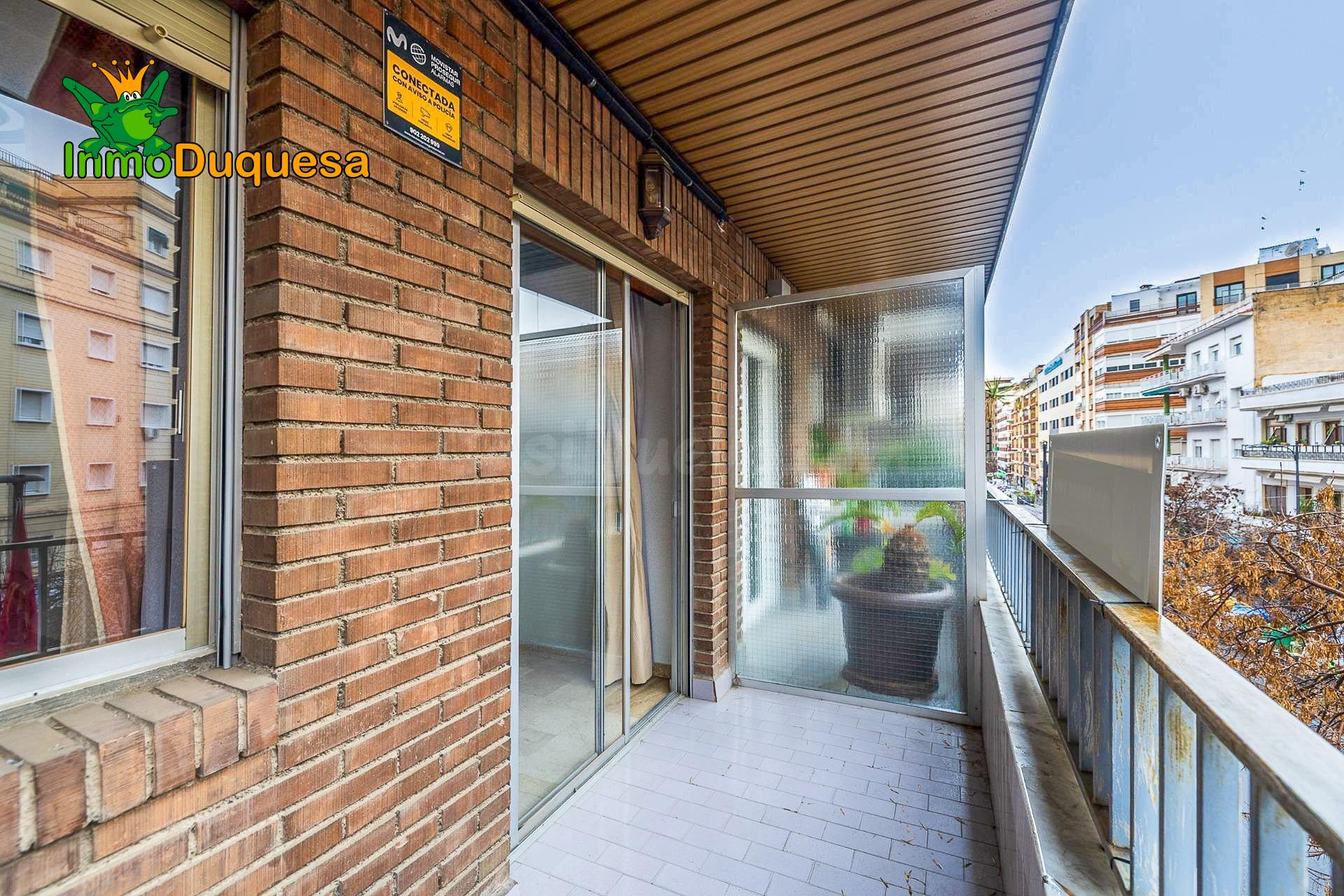 Gran piso de 4 dorm. en Calle Alhamar (Con 160 m2) - foto 4